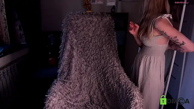 Snapshot of MalenaErnman chatting on 02.05.25 MalenaErnman online show from 02.05.25