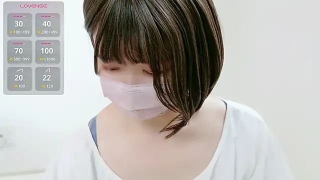 Snapshot of momoka_chan_jp chatting on 06.22.26 momoka chan jp online show from 06.22.26