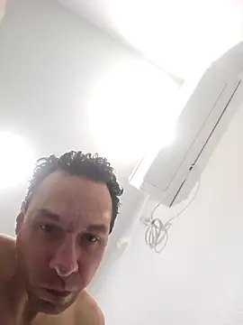 Snapshot of Iliketocooksquirt25 chatting on 02.10.26 Iliketocooksquirt25 online show from 02.10.26