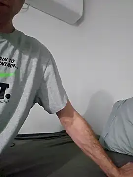 Snapshot of Iliketocooksquirt25 chatting on 02.26.26 Iliketocooksquirt25 online show from 02.26.26