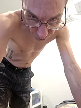 Snapshot of Iliketocooksquirt25 chatting on 03.29.26 Iliketocooksquirt25 online show from 03.29.26