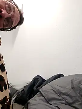 Iliketocooksquirt25 online show from 04.29.26
