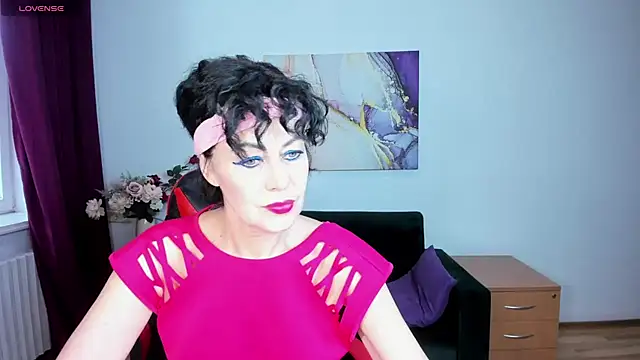 Silvia Wallec online show from 04.24.26