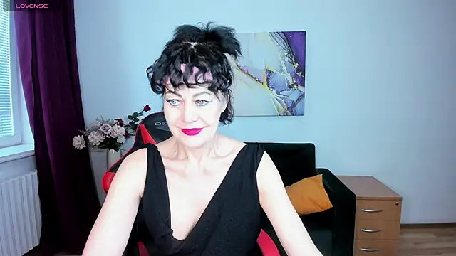 Silvia Wallec online show from 05.03.26