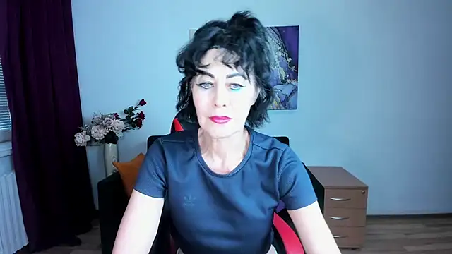 Silvia Wallec online show from 06.14.26