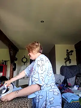 lady charlyne online show from 05.05.26