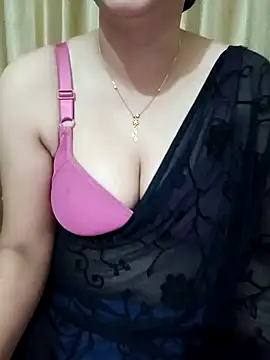 Snapshot of Priya_Boudi chatting on 12.21.24 Priya Boudi online show from 12.21.24