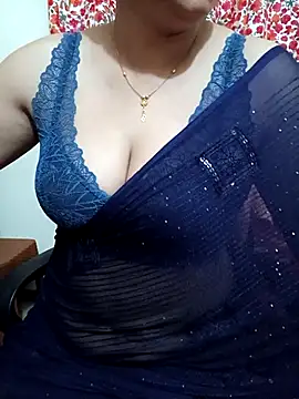 Snapshot of Priya_Boudi chatting on 12.19.25 Priya Boudi online show from 12.19.25