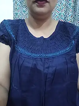 Snapshot of Priya_Boudi chatting on 07.20.26 Priya Boudi online show from 07.20.26