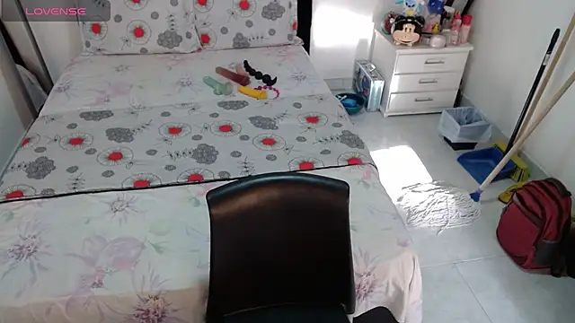 soniafuckboobs online show from 04.27.26
