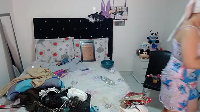 soniafuckboobs online show from 04.29.26