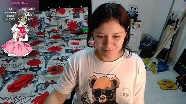 Snapshot of soniafuckboobs chatting on 06.25.26 soniafuckboobs online show from 06.25.26