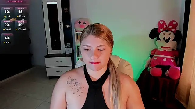 chloejones   online show from 03.03.25