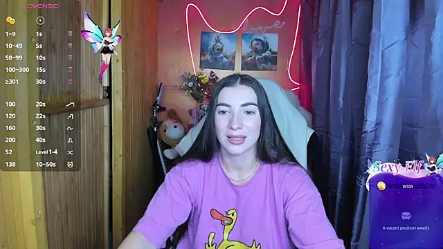 Fiery Brunette  online show from 01.10.25