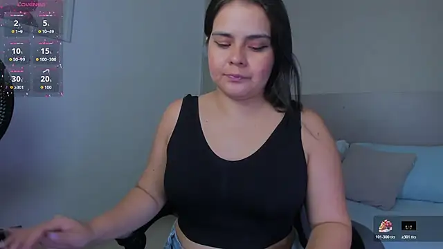 Snapshot of ayla13_ chatting on 06.16.26 ayla13 online show from 06.16.26