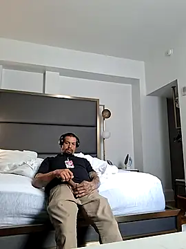 playtyme420691 online show from 11.18.25