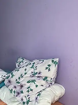 hannahb-e online show from 03.08.25