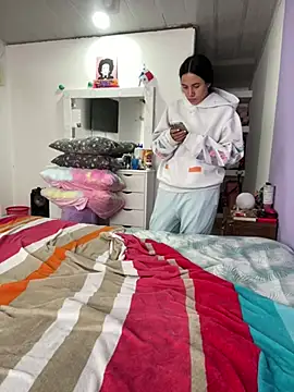 hannahb-e online show from 01.14.26