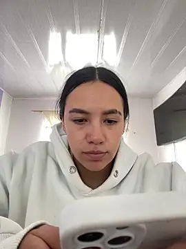 hannahb-e online show from 02.03.26