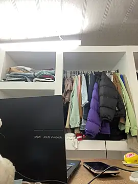 hannahb-e online show from 06.04.26