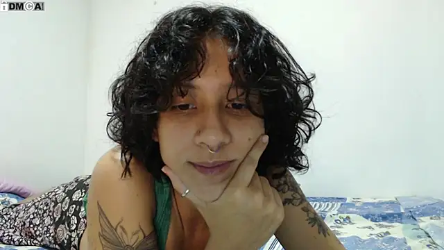 AlinaWoolf  online show from 09.29.25