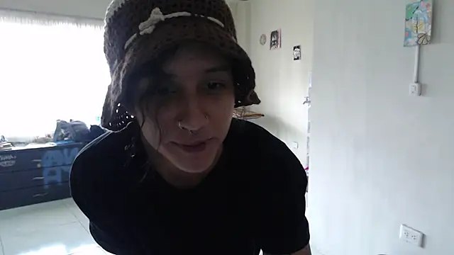 AlinaWoolf  online show from 06.25.26