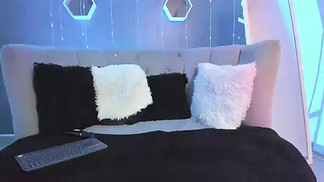 Snapshot of Sammy_owens_ chatting on 02.20.25 Sammy owens online show from 02.20.25