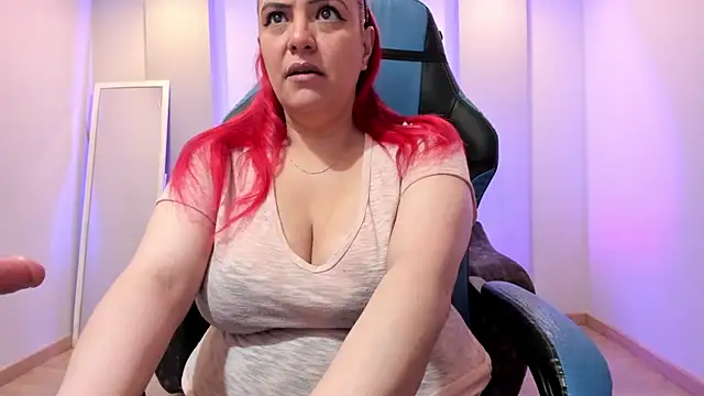 Snapshot of Sammy_owens_ chatting on 11.15.25 Sammy owens online show from 11.15.25