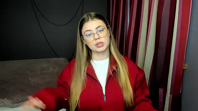 IsabellaBler online show from 12.30.24