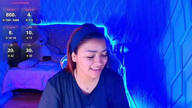 NicolleTaylor online show from 11.20.25