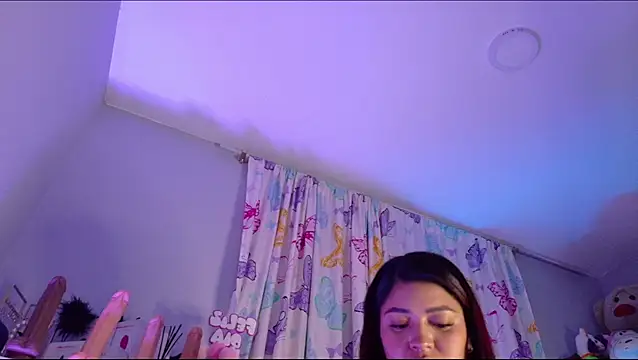 NicolleTaylor online show from 08.06.26