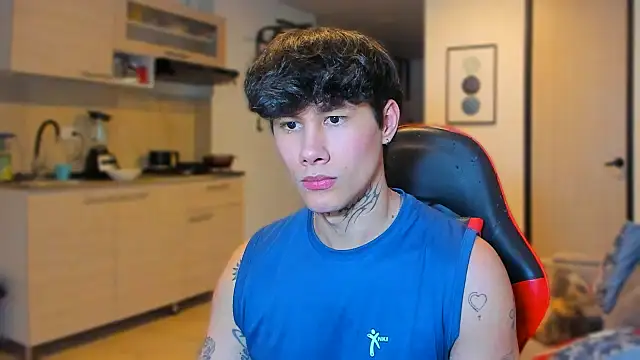 Snapshot of JayHotxxx chatting on 01.06.26 JayHotxxx online show from 01.06.26