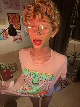 lyamthommpson online show from 02.11.26