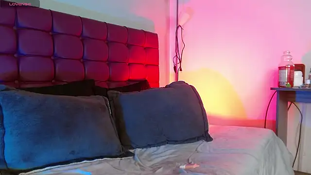 Snapshot of megan_lover chatting on 03.16.26 megan lover online show from 03.16.26