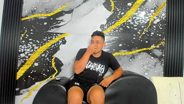 Snapshot of sweethot___ chatting on 09.26.25 sweethot online show from 09.26.25