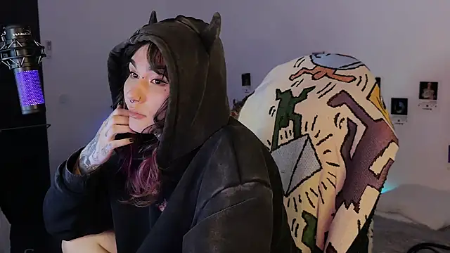 deadlysweet online show from 05.10.26