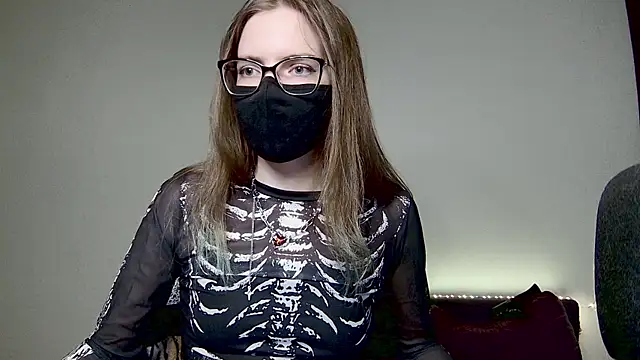 amber candyfloss online show from 11.20.25