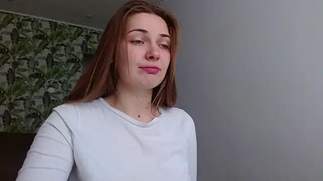 Olivia shine online show from 10.28.25