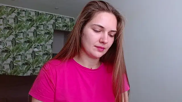 Olivia shine online show from 11.04.25