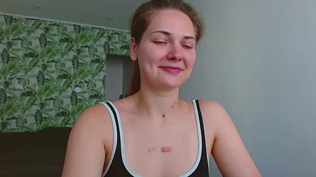 Olivia shine online show from 08.03.26