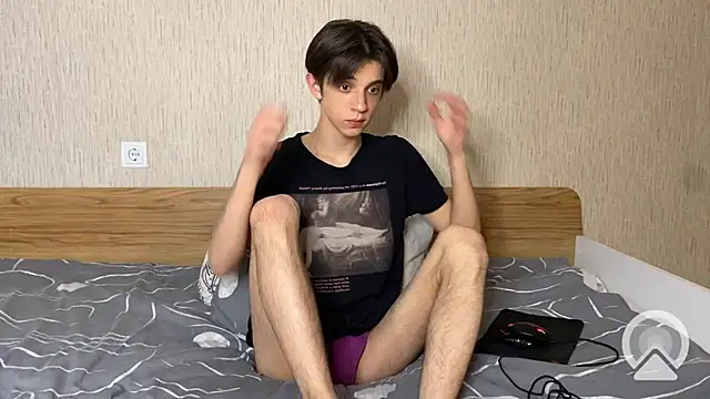 Snapshot of yoy_dee_oh chatting on 02.02.25 yoy dee oh online show from 02.02.25