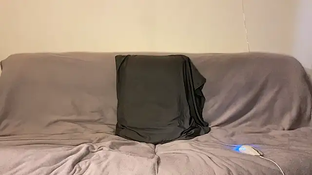 Snapshot of yoy_dee_oh chatting on 11.26.25 yoy dee oh online show from 11.26.25