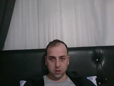 Snapshot of Yldrmm_9553 chatting on 02.20.26 Yldrmm 9553 online show from 02.20.26