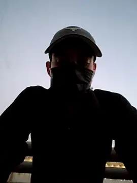 Snapshot of Lucifer21dragon chatting on 02.22.26 Lucifer21dragon online show from 02.22.26