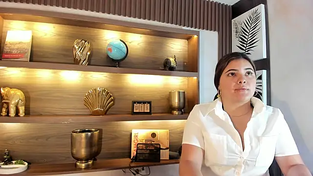 Snapshot of EVELIN_MASON chatting on 09.23.25 EVELIN MASON online show from 09.23.25