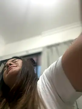 Snapshot of EVELIN_MASON chatting on 10.23.25 EVELIN MASON online show from 10.23.25