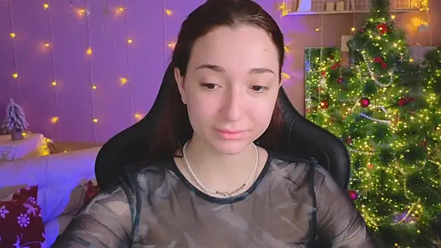 Snapshot of YasmineWest chatting on 01.10.26 YasmineWest online show from 01.10.26