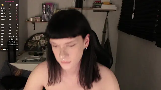 carthylovvve online show from 03.13.25