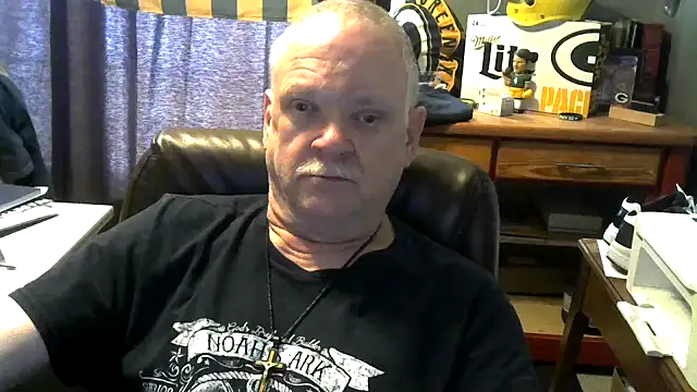 Snapshot of nobledad chatting on 03.18.25 nobledad online show from 03.18.25