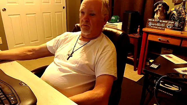 Snapshot of nobledad chatting on 10.13.25 nobledad online show from 10.13.25